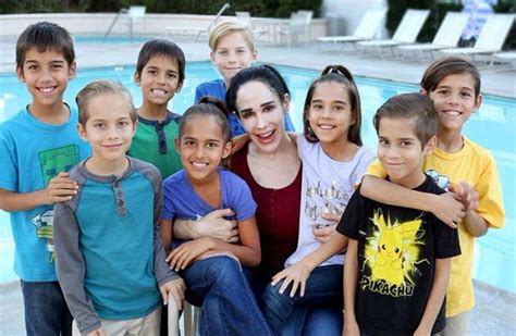 10 Years After Giving Birth To 8 Babies, Where Is The Octomom Now?