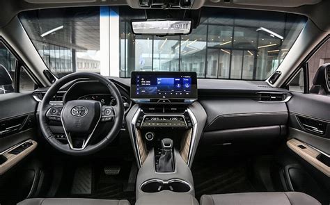 Toyota Harrier - Interior photos of.