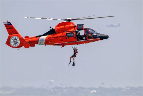 Coast Guard rescue 4 overdue boaters offshore Matagorda, Texas