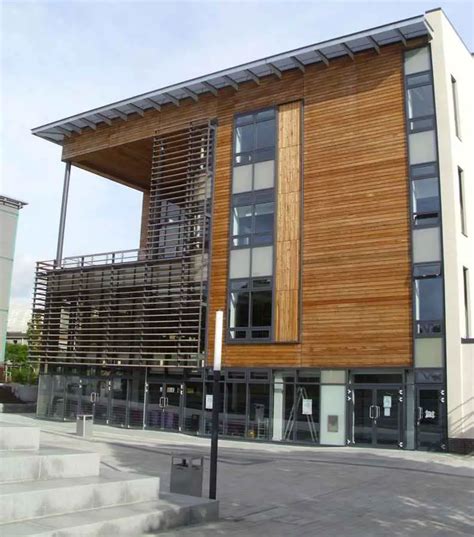 University of Edinburgh LLRC - University of Edinburgh Library and Learning Resource Centre