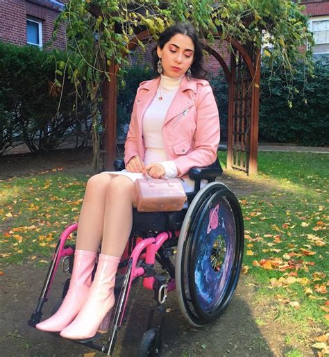 This Fashion Blogger's Customized Wheelchair Went Viral & It's Seriously Stylish