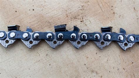 Top tips for chainsaw chain and guide bar maintenance - Farmers Weekly