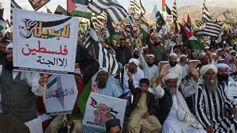 Thousands rally in Pakistan against US, Israel's war on Gaza