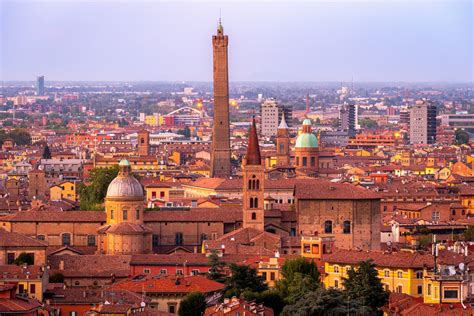 Bologna Area Guide | CASAFARI