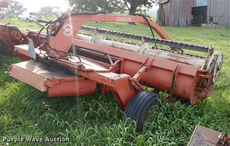 Hesston 1014 HydroSwing windrower in Denison, KS | Item DG7953 sold | Purple Wave