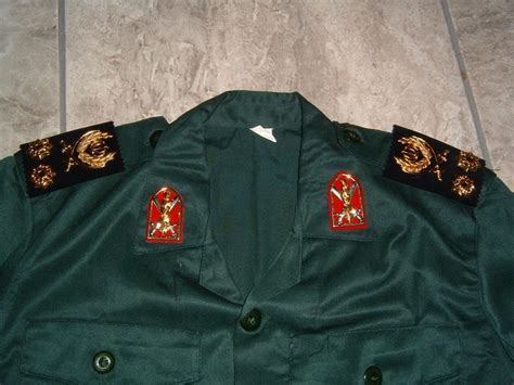 SEPAH PASDARAN OR REVOLUTIONARY GUARD OFFICER'S uniform