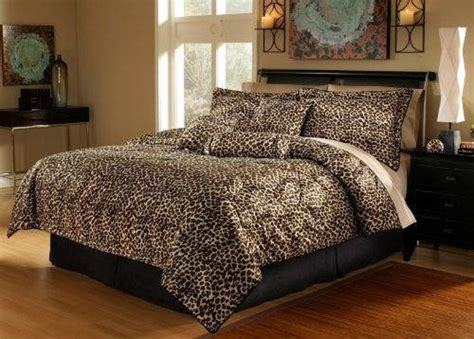 Decorating the Bedroom With Leopard Print