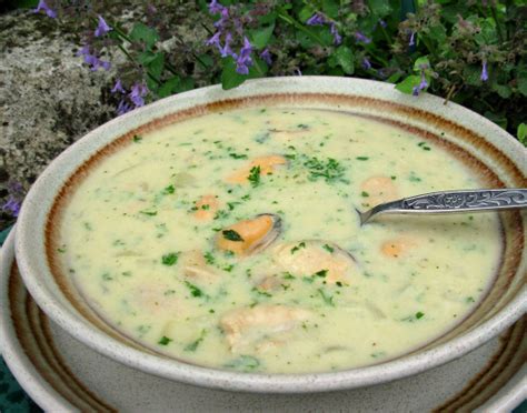 Creamy Mussel Soup Recipe - Genius Kitchen