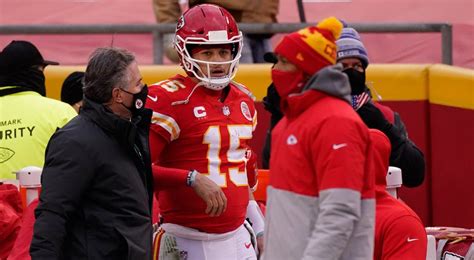 Report: Chiefs' Patrick Mahomes remains in concussion protocol