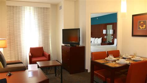 Residence Inn Newport News Airport – an all-suites hotel on Jefferson Avenue