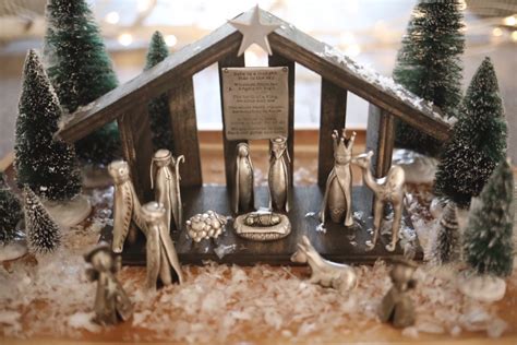 How to display your Christmas nativity scene - Lisa Leonard Designs Blog