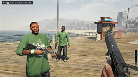 Give your weapon to any NPC - GTA5-Mods.com