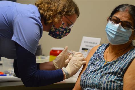 Iowa lags as U.S. hits vaccination goal one month late – Homegrown Iowan