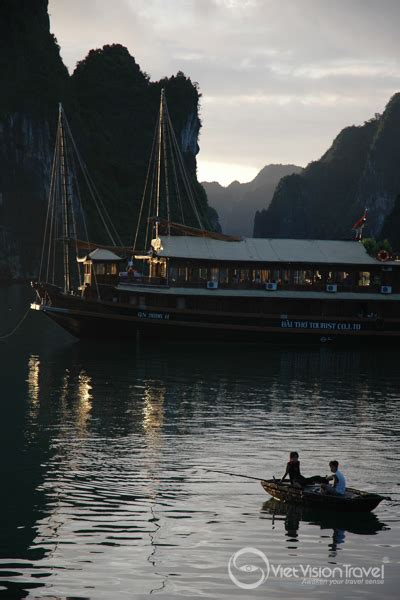 Sunrise over Halong Bay - Vietnam Vacation