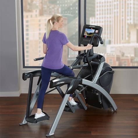 Life Fitness Club Series+ Total Body Arc Trainer Elliptical – 360 ...