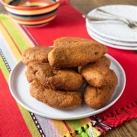 Alcapurrias - Puerto Rican Fritters - Analida's Ethnic Spoon