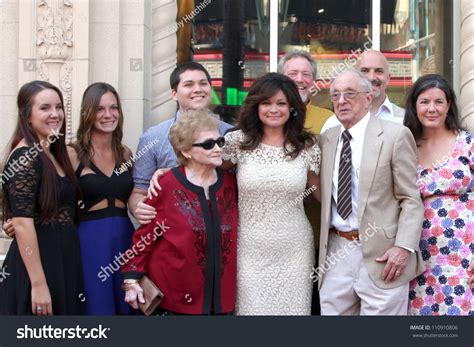 Los Angeles - Aug 22: Valerie Bertinelli, Family At The Ceremony For ...