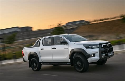 2025 Toyota Hilux Hybrid Redesign & Price | The Cars Magz