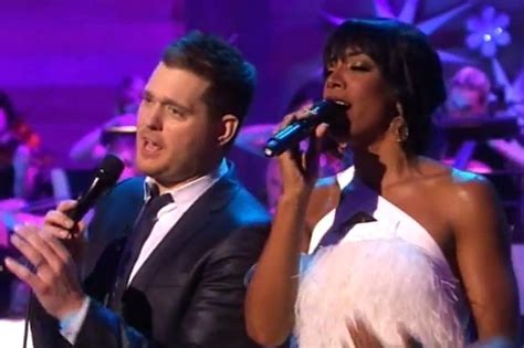 Kelly Rowland and Michael Buble Perform ‘White Christmas’