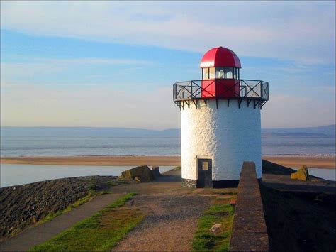 Burry Port lighthouse | Lighthouses photography, Lighthouse, Beautiful lighthouse