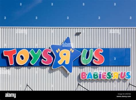 logo of TOYS R US Stock Photo - Alamy