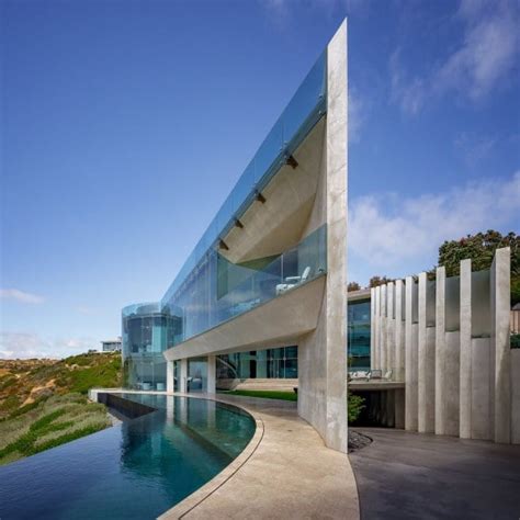 Alicia Keys Buys Ultra-Modern Californian Home