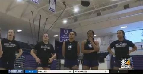 Holy Cross women's basketball team prepares to play Maryland in NCAA ...