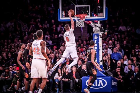 Knicks on the Court: Dec 17 vs. Suns Photo Gallery | NBA.com