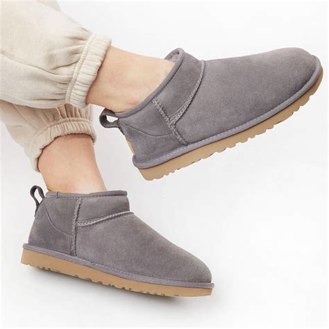 UGG Dames ® Classic Ultra Mini Fashion laarzen Grijs