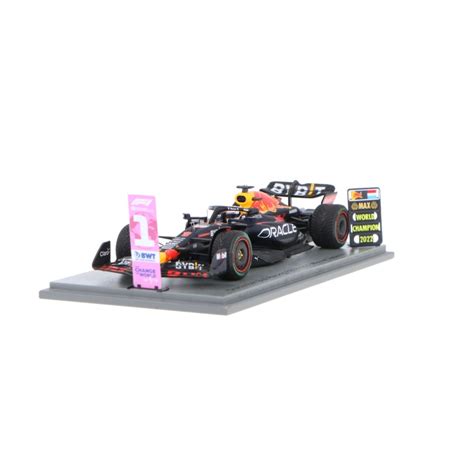 Red Bull Racing RB18 | House of Modelcars