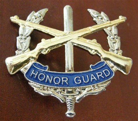 Crossed Rifles Honor Guard Insignia