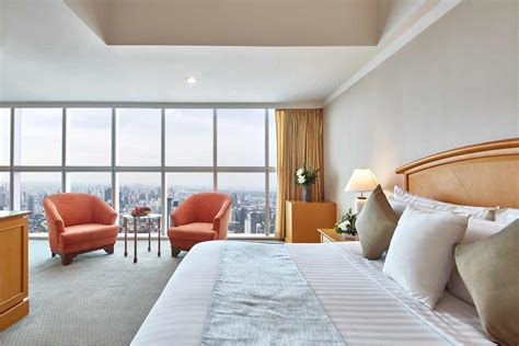 Junior Suite@Space Zone : Baiyoke Sky Hotel - Thailand's tallest and Bangkok's most scenic hotel.