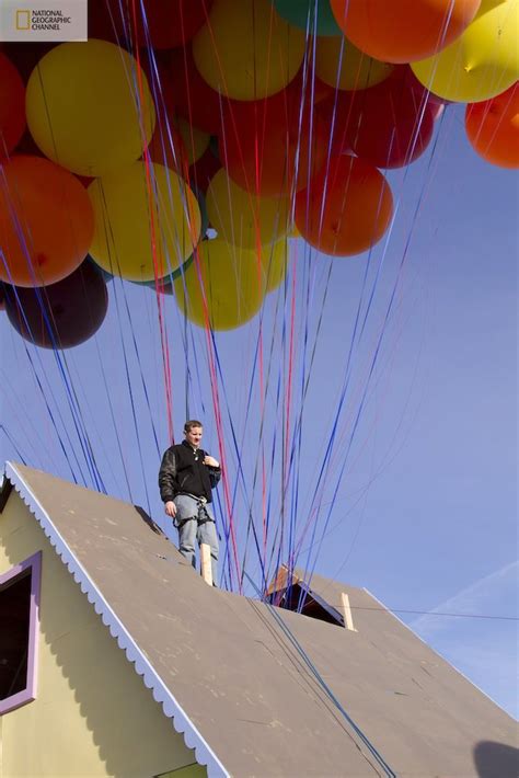 UP Movie House | Up movie house, Balloon house, Floating balloons