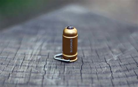 Bullet 02 Ultra Compact LED Flashlight | Gadgetsin