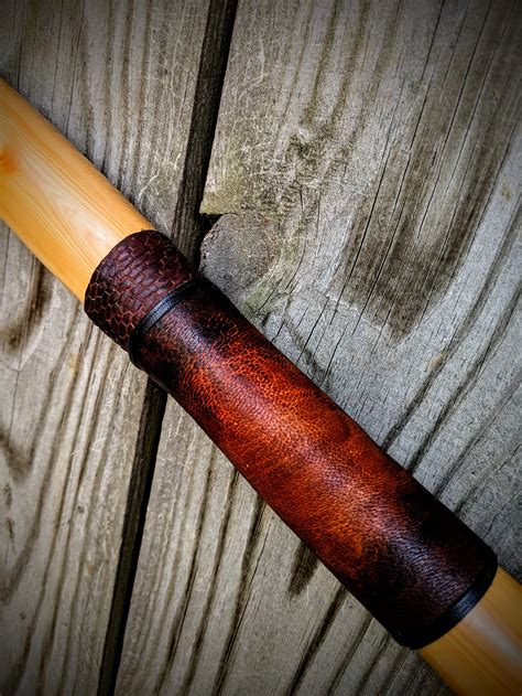 Pacific Yew Longbow 50#@29" — Swiftwood Bows