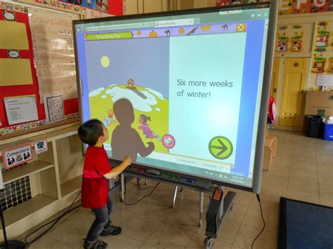 Kids Learning Through Play: SmartBoard