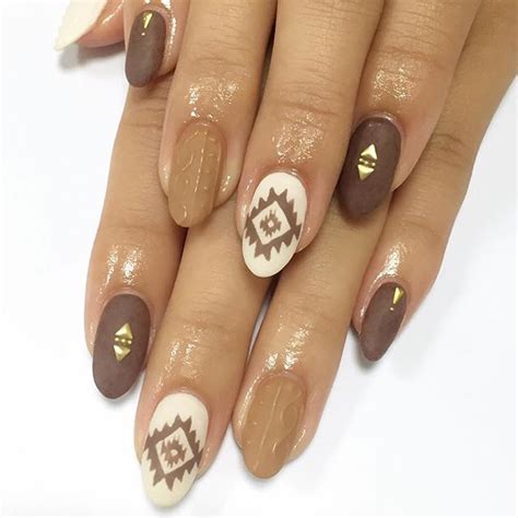 25+ Neutral Nail Art Designs, Ideas | Design Trends - Premium PSD, Vector Downloads