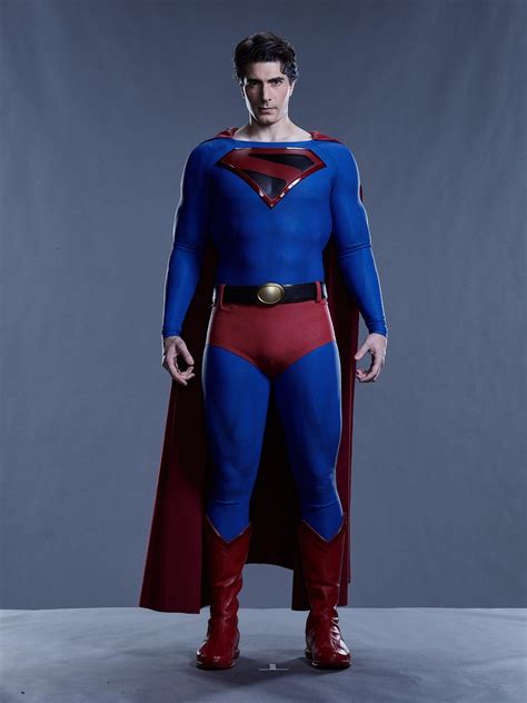 New pics of Brandon Routh as Kingdom Come Superman. (And there will be a possible sequel?) : r ...