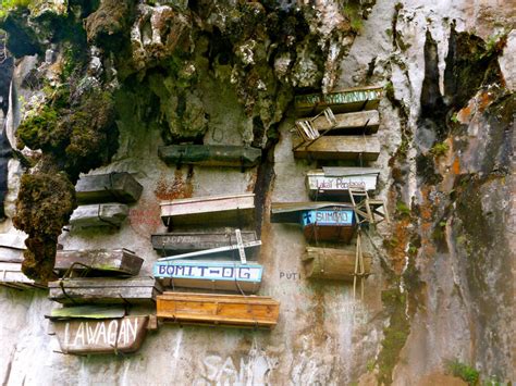 Hanging Coffins of Sagada: The Filipino Tribe That Hangs Its Dead From Cliffs ~ Vintage Everyday