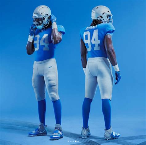 The Detroit Lions Unveil Their New Uniforms - Daily Snark