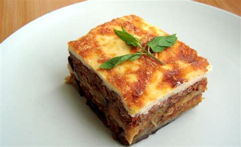 Being Greek – Moussaka Recipe | Tamperlock