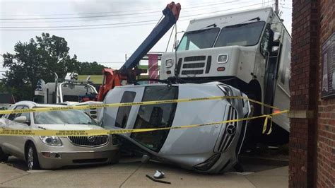 FedEx truck crashes in front of Vogue Center