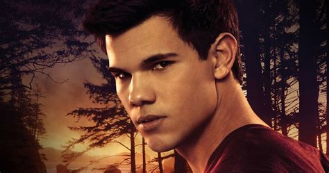 Twilight: 10 Things About Jacob Black That Make No Sense