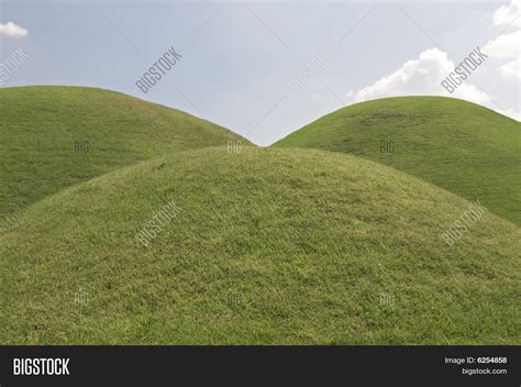 Three Hills, South Image & Photo (Free Trial) | Bigstock