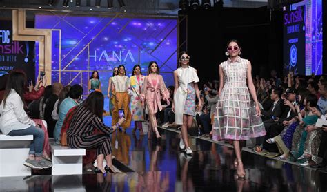 Pakistan Fashion Week ramp replete with trendsetting moments | Arab News