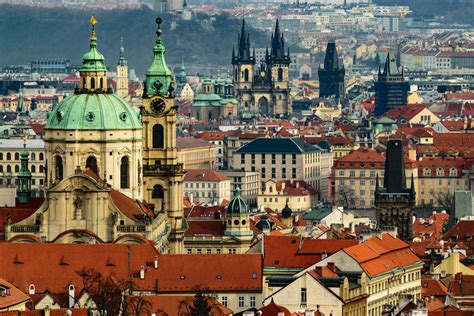 15 OF THE BEST MUST-SEE ATTRACTIONS IN PRAGUE - Stephi LaReine