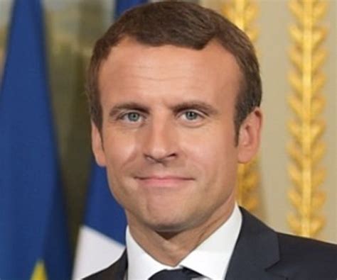 Emmanuel Macron Biography - Facts, Childhood, Family Life & Achievements