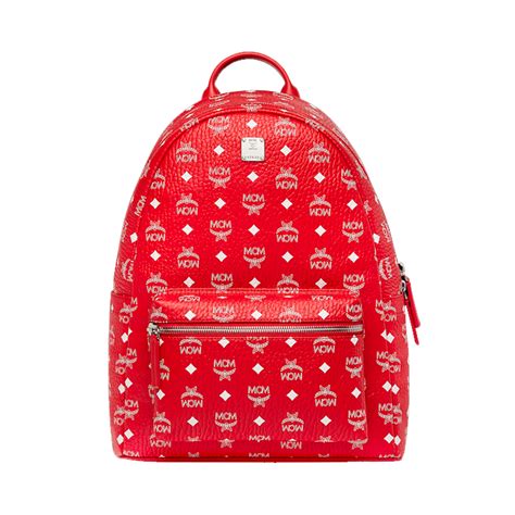 MCM Stark White Logo Backpack | WHAT’S ON THE STAR?