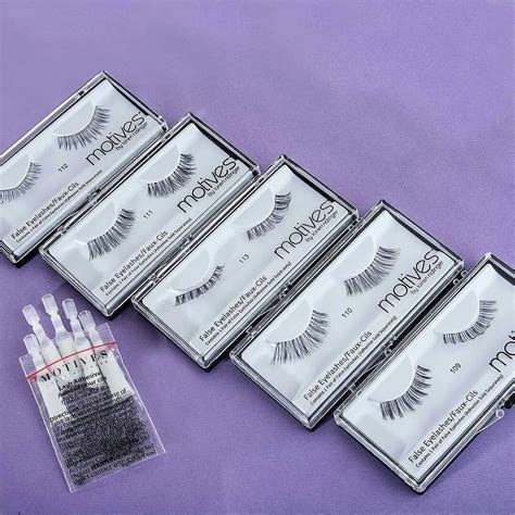 How To Apply False Lashes in 8 Easy Steps - All Things Beauty