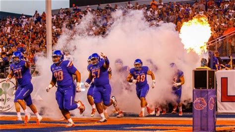 Boise State football: MW singles out a star Saturday night | ktvb.com